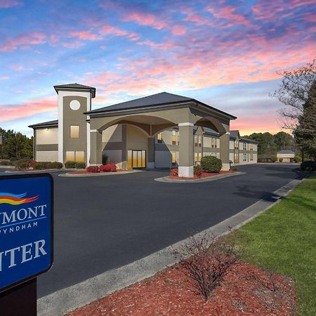 Baymont By Wyndham Creedmoor Hotel Exterior photo